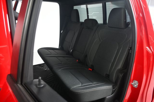 2021 Ram 1500 Big Horn 4x2 Crew Cab 5'7" Box - 23009124 - 32