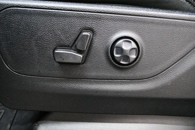 2021 Ram 1500 Big Horn 4x2 Crew Cab 5'7" Box - 23009124 - 69