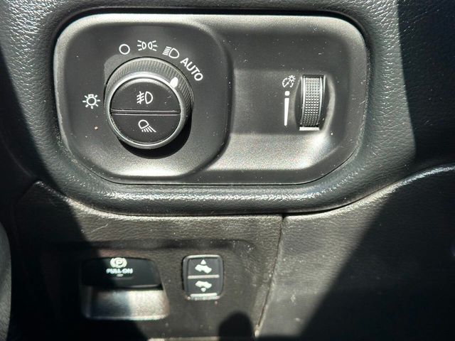 2021 Ram 1500 Big Horn 4x4 4dr Crew Cab 5.6 ft. SB Pickup - 22939181 - 31