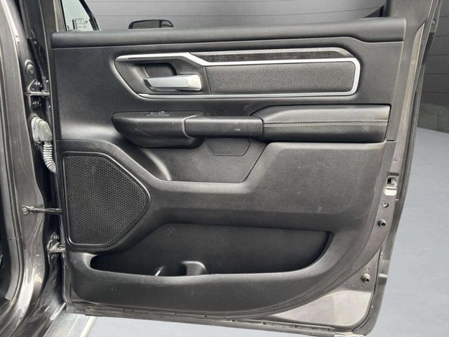 2021 Ram 1500 Big Horn 4x4 4dr Crew Cab 5.6 ft. SB Pickup - 22943156 - 15