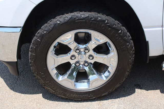 2021 Ram 1500 Big Horn 4x4 Crew Cab 5'7" Box - 23050568 - 40