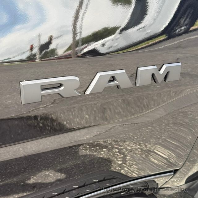 2021 Ram 1500 BIG HORN 4X4 CREW CAB W/NIGHT EDITION PACKAGE - 23067046 - 16