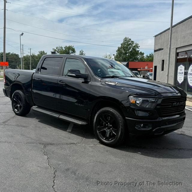 2021 Ram 1500 BIG HORN 4X4 CREW CAB W/NIGHT EDITION PACKAGE - 23067046 - 1