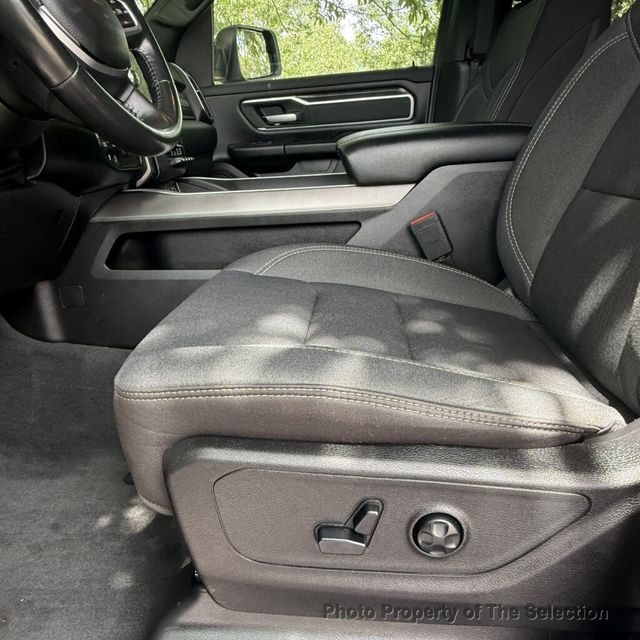 2021 Ram 1500 BIG HORN 4X4 CREW CAB W/NIGHT EDITION PACKAGE - 23067046 - 26