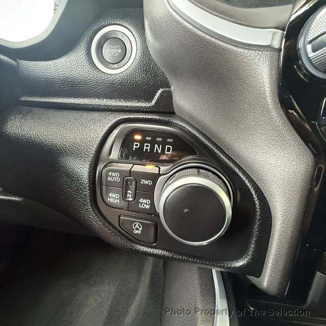 2021 Ram 1500 BIG HORN 4X4 CREW CAB W/NIGHT EDITION PACKAGE - 23067046 - 36