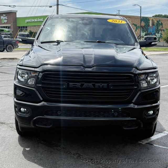 2021 Ram 1500 BIG HORN 4X4 CREW CAB W/NIGHT EDITION PACKAGE - 23067046 - 4