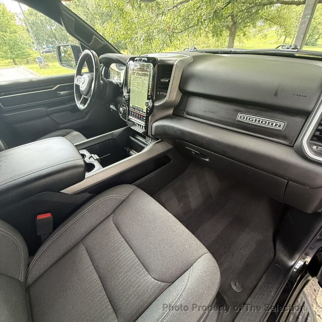 2021 Ram 1500 BIG HORN 4X4 CREW CAB W/NIGHT EDITION PACKAGE - 23067046 - 52
