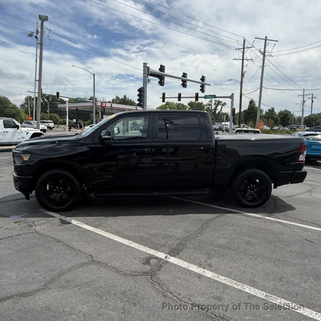 2021 Ram 1500 BIG HORN 4X4 CREW CAB W/NIGHT EDITION PACKAGE - 23067046 - 8