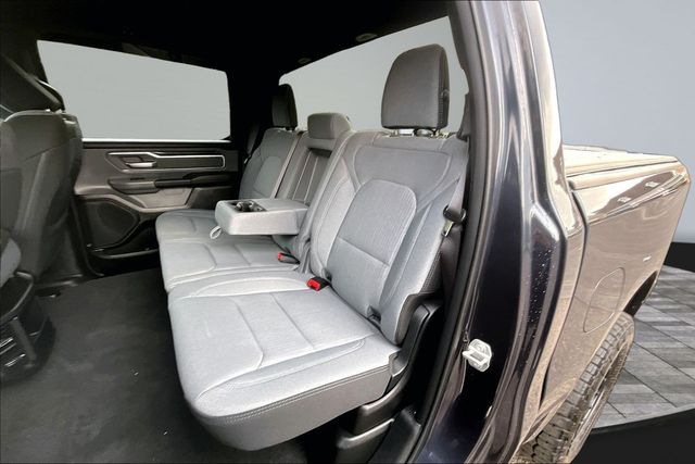 2021 Ram 1500 Big Horn Crew Cab 4x4 5'7" Box - 23062897 - 16