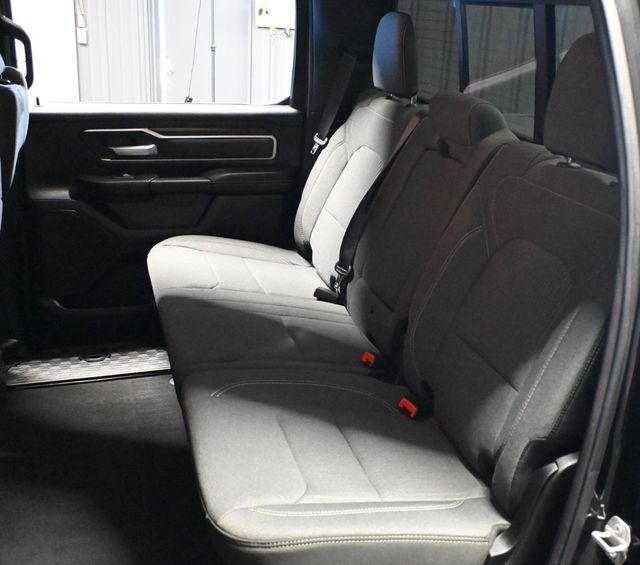 2021 Ram 1500 Big Horn Crew Cab Sport Appearance Package - 23068134 - 16