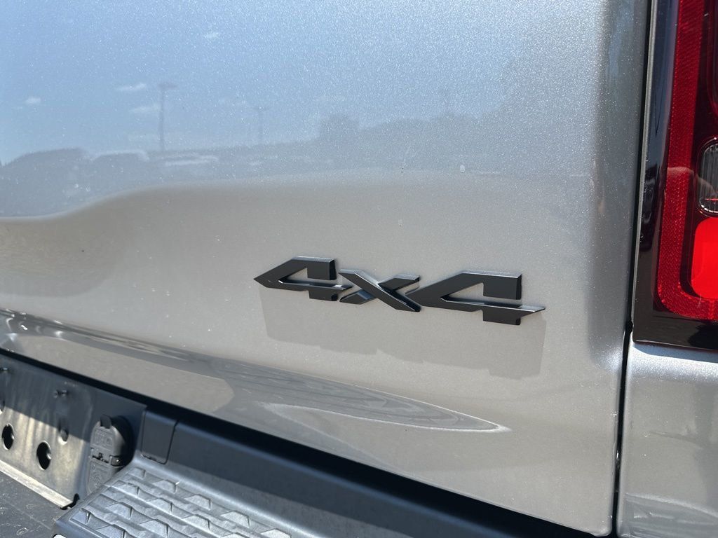 2021 Ram 1500 Big Horn Level 2 w/ '21 Package - 23030034 - 17