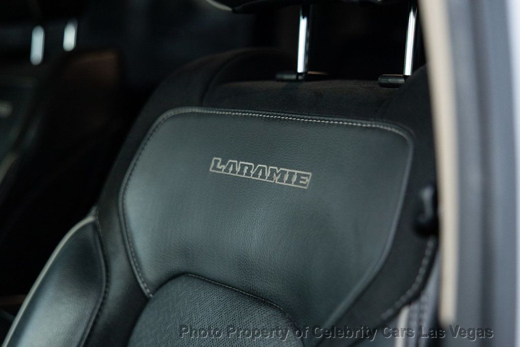 2021 Ram 1500 HEMI V8, Preferred Package, 20" wheels - 22986500 - 23