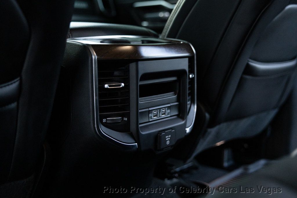 2021 Ram 1500 HEMI V8, Preferred Package, 20" wheels - 22986500 - 32