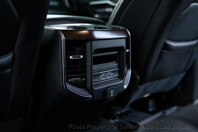 2021 Ram 1500 HEMI V8, Preferred Package, 20" wheels - 22986500 - 32