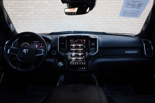 2021 Ram 1500 Laramie - 23075492 - 31