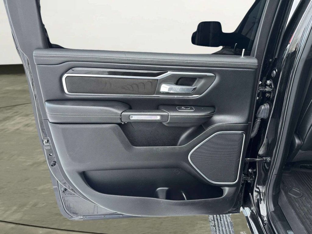 2021 Ram 1500 Laramie 4x4 4dr Crew Cab 5.6 ft. SB Pickup - 22967035 - 13