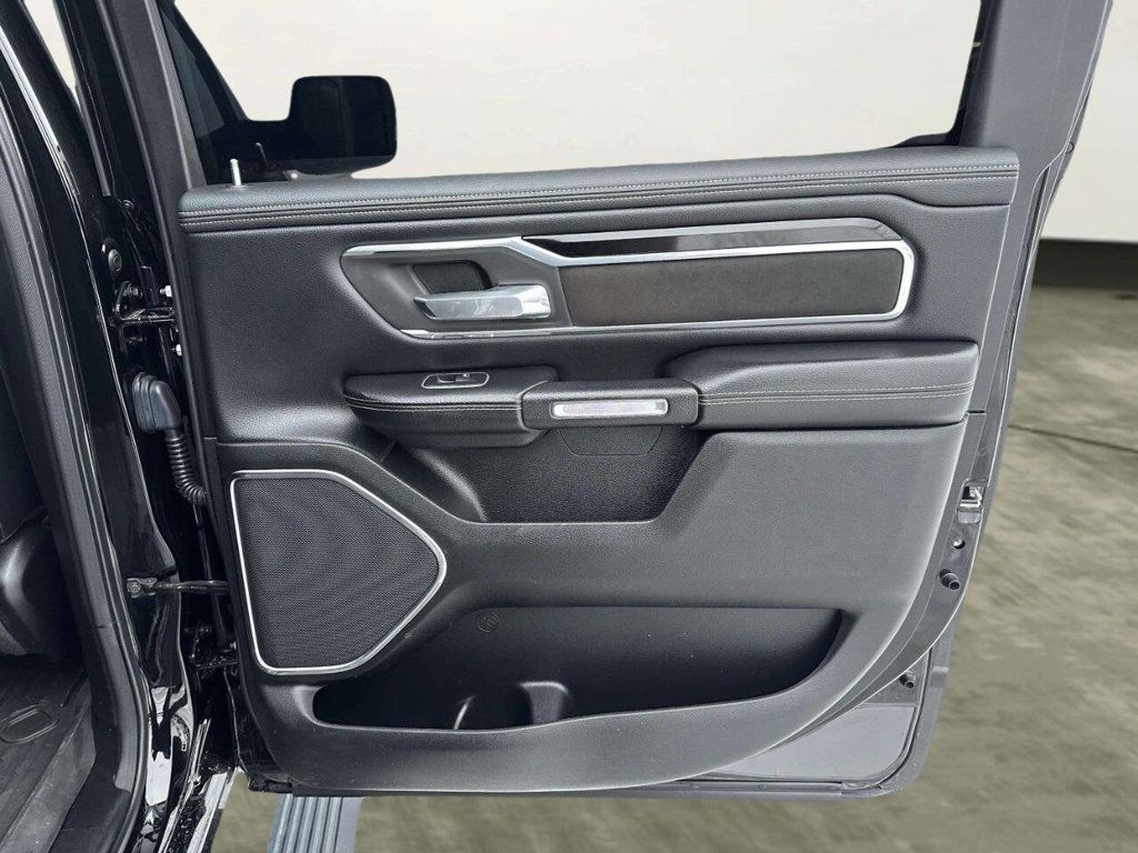 2021 Ram 1500 Laramie 4x4 4dr Crew Cab 5.6 ft. SB Pickup - 22967035 - 16