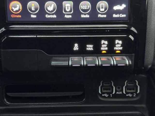 2021 Ram 1500 Laramie 4x4 4dr Crew Cab 5.6 ft. SB Pickup - 22967035 - 34