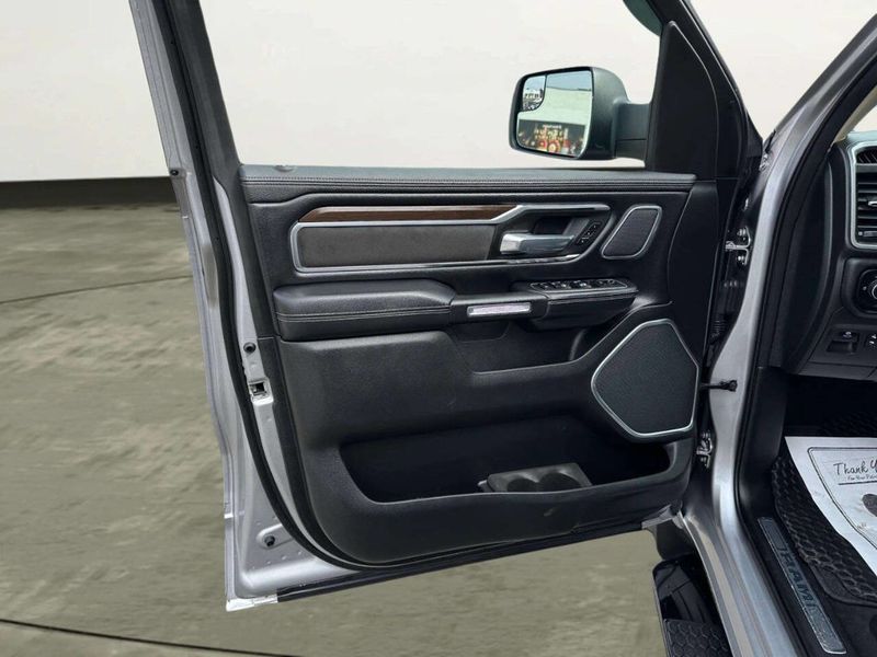 2021 Ram 1500 Laramie 4x4 4dr Crew Cab 5.6 ft. SB Pickup - 22993952 - 12