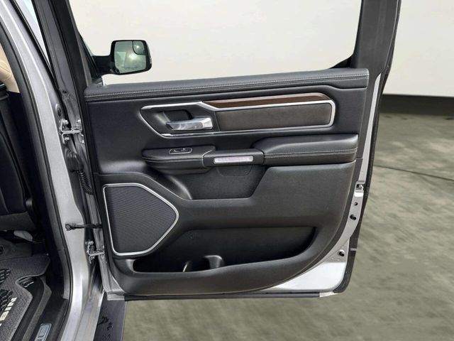 2021 Ram 1500 Laramie 4x4 4dr Crew Cab 5.6 ft. SB Pickup - 22993952 - 17