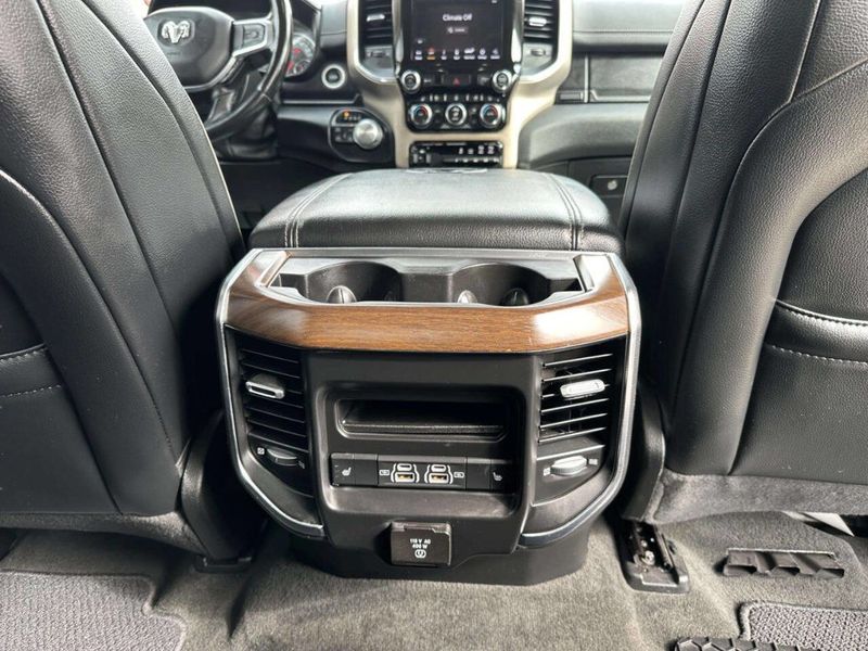 2021 Ram 1500 Laramie 4x4 4dr Crew Cab 5.6 ft. SB Pickup - 22993952 - 22
