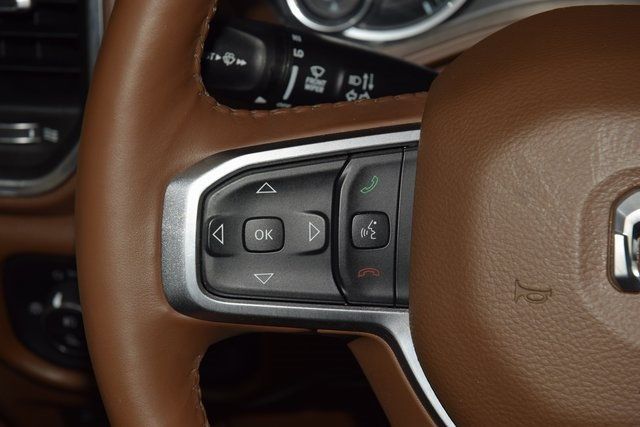 2021 Ram 1500 Laramie 4x4 Crew Cab 5'7" Box - 22924923 - 39