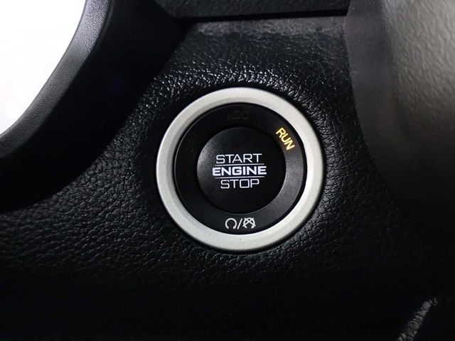 2021 Ram 1500 Laramie 4x4 Crew Cab 5'7" Box - 22954797 - 41