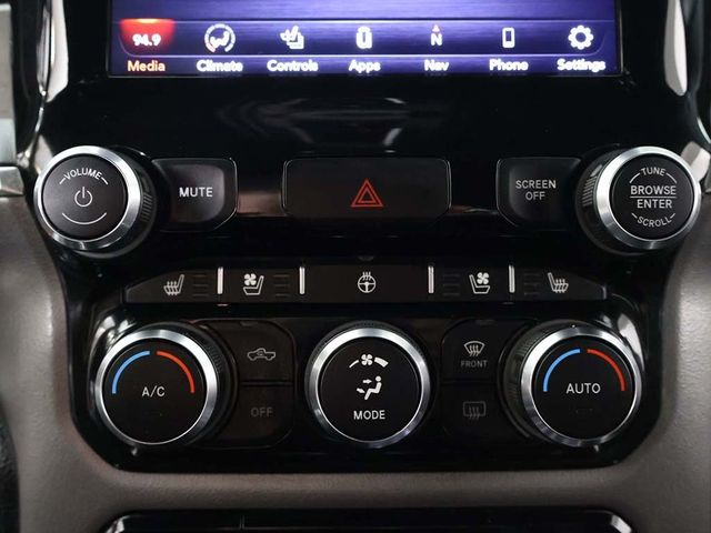 2021 Ram 1500 Laramie 4x4 Crew Cab 5'7" Box - 22954797 - 51