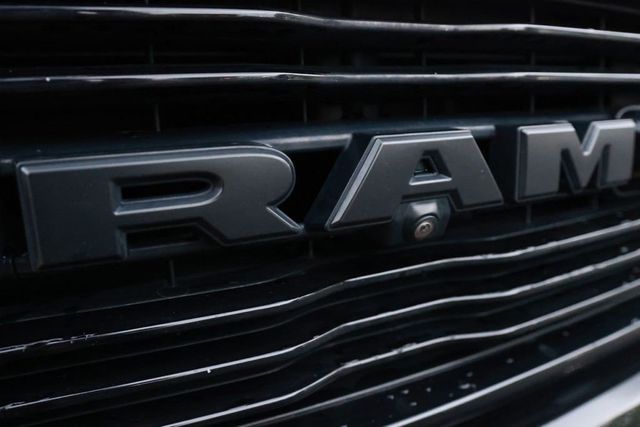 2021 Ram 1500 Laramie 4x4 Crew Cab 5'7" Box - 23057059 - 16