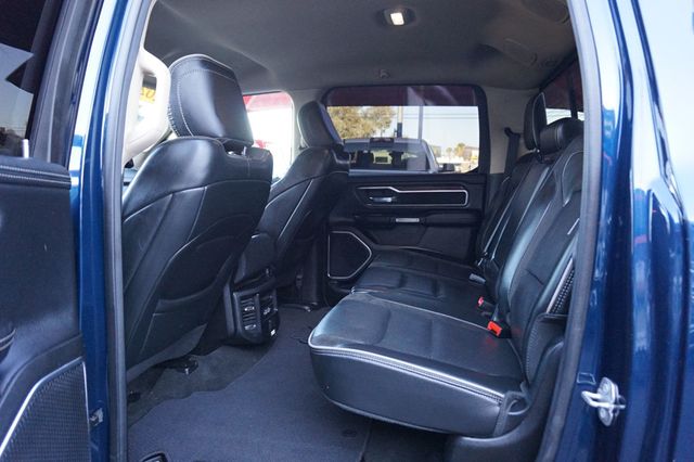 2021 Ram 1500 LARAMIE, 4X4, PREMIUM WHEELS, TONNEAU BED COVER, TOWING PACKAGE - 22916832 - 16