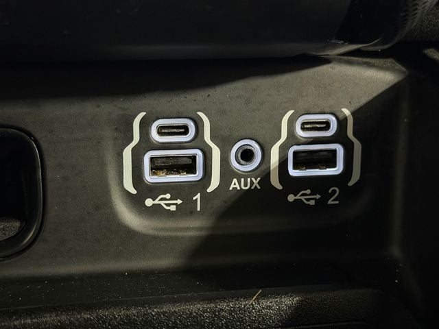 2021 Ram 1500 Limited 4x4 Crew Cab 5'7" Box - 22997981 - 40