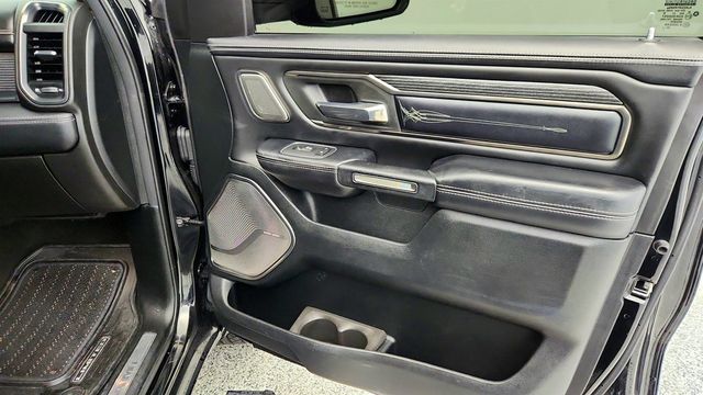 2021 Ram 1500 Limited 4x4 Crew Cab 5'7'' Box Night Edition w/ eTorque V8 HEMI - 22960187 - 26