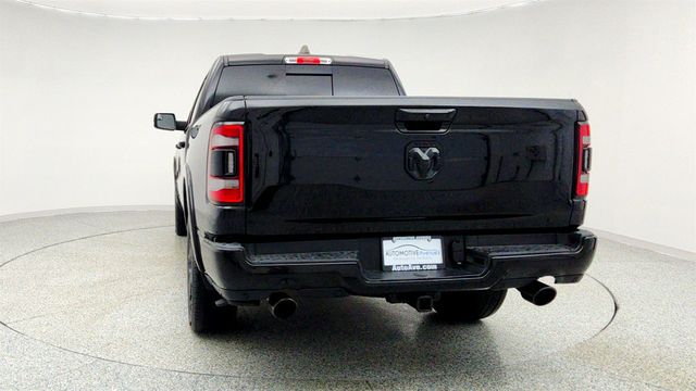 2021 Ram 1500 Limited 4x4 Crew Cab 5'7'' Box Night Edition w/ eTorque V8 HEMI - 22960187 - 5