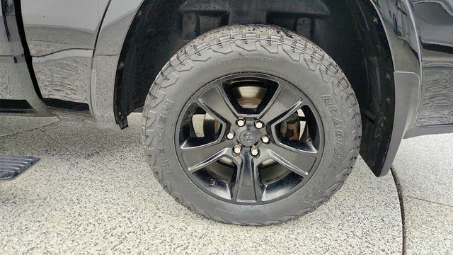 2021 Ram 1500 Limited 4x4 Crew Cab 5'7'' Box w/ eTorque V8 & Dual-Pane Sunroof - 23000135 - 8