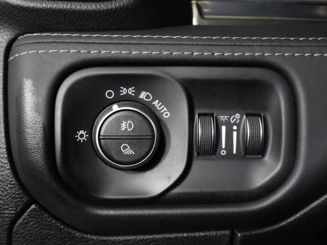 2021 Ram 1500 Limited 4x4 Crew Cab 6'4" Box - 23060349 - 45