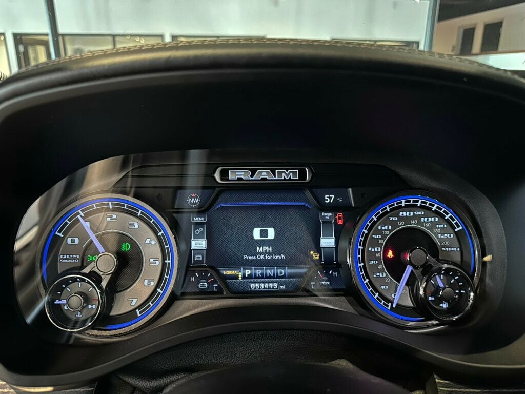 2021 Ram 1500 LocalTrade/Limited/4WD/eTorque/PanoRoof/NightEdition/Carplay - 22747712 - 12