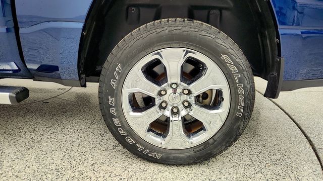 2021 Ram 1500 Lone Star 4x4 Crew Cab 5'7" Box - 22963975 - 8