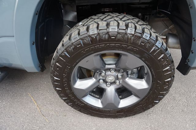 2021 Ram 1500 LONE STAR, 4X4, PREMIUM WHEELS, RUNNING BOARDS, TOWING PACKAGE - 23093587 - 11