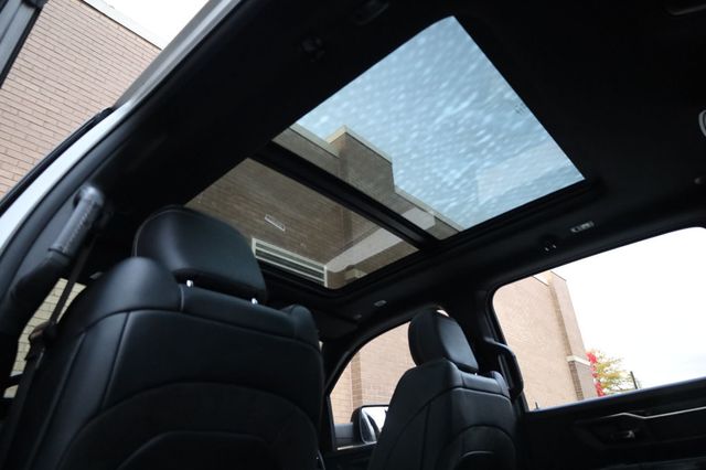 2021 Ram 1500 TRX 4x4 Crew Cab 5'7" Box w/ TRX Level 1 Pkg! - 22886673 - 19