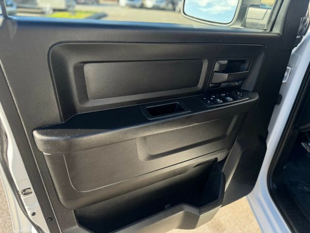 2021 Ram 1500 Classic DETAILED AND SERVICED! - 22941537 - 5