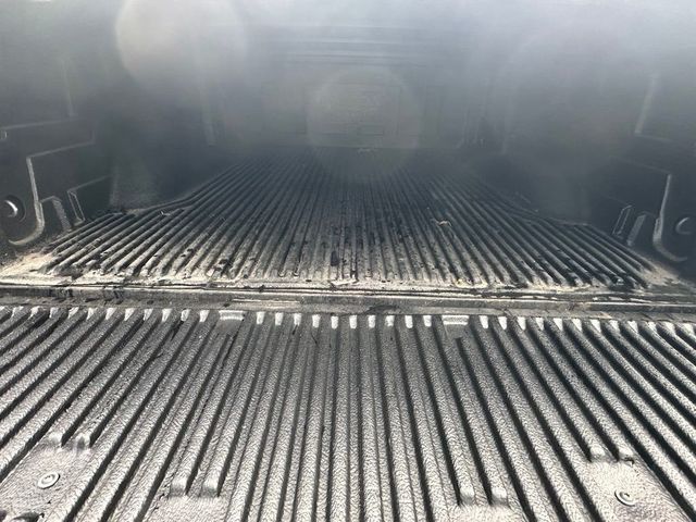 2021 Ram 1500 Classic SLT - 23075305 - 10