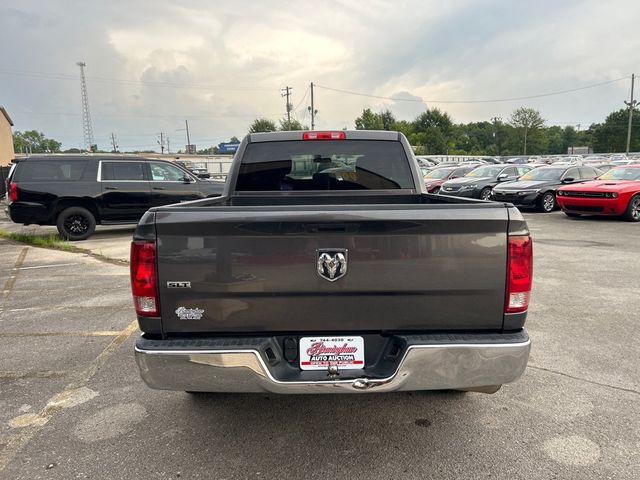 2021 Ram 1500 Classic SLT - 23048348 - 4