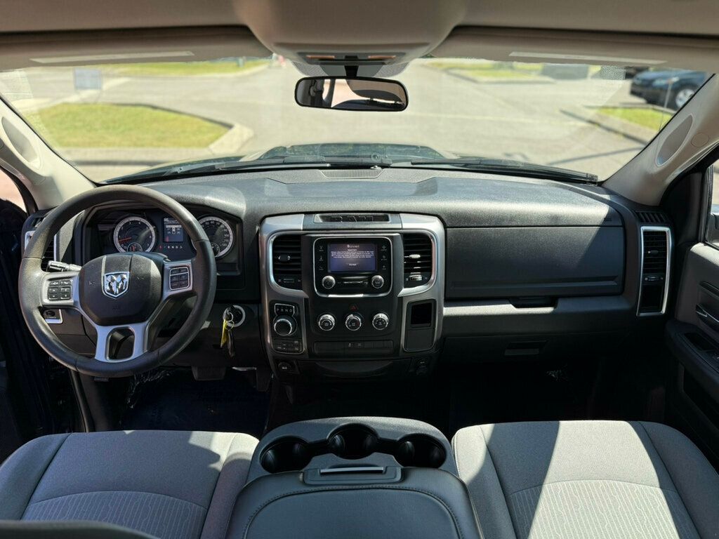 2021 Ram 1500 Classic SLT photo 16