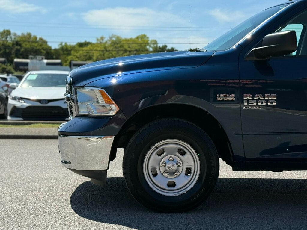 2021 Ram 1500 Classic SLT photo 9
