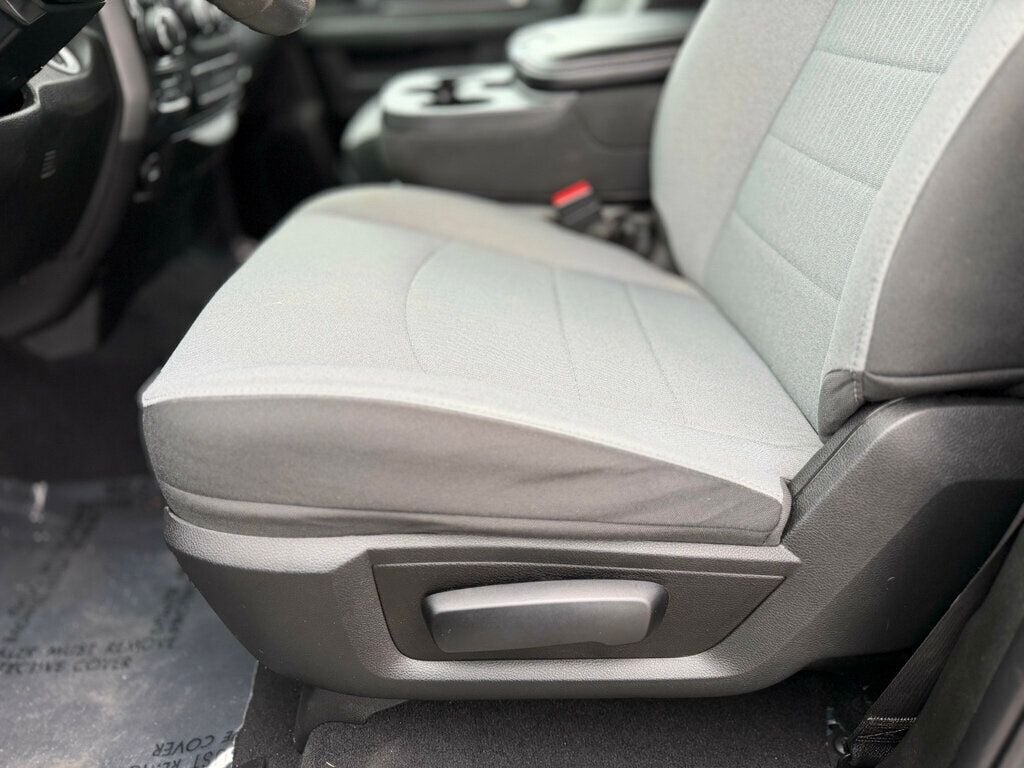 2021 Ram 1500 Classic SLT 4x4 Crew Cab 5'7" Box - 22981320 - 13