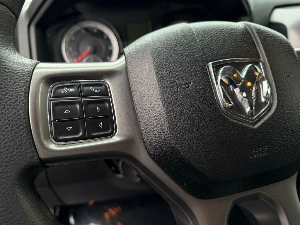 2021 Ram 1500 Classic SLT 4x4 Crew Cab 5'7" Box - 22981320 - 15