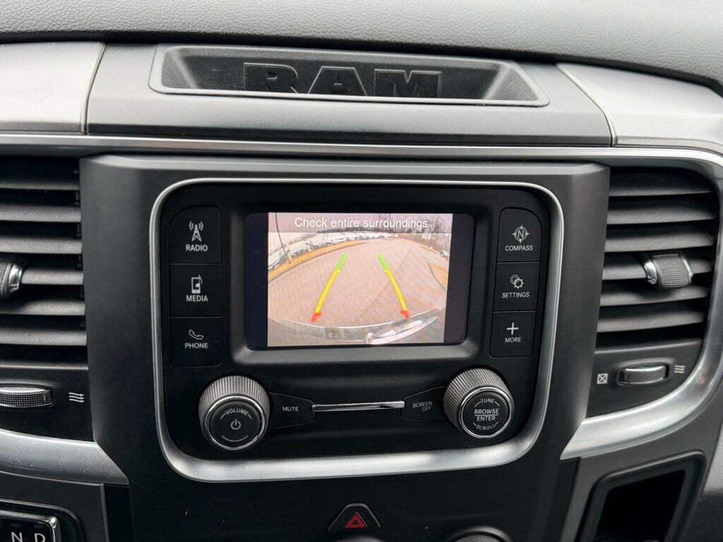 2021 Ram 1500 Classic SLT 4x4 Crew Cab 5'7" Box - 22981320 - 33