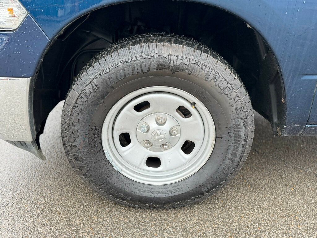 2021 Ram 1500 Classic SLT 4x4 Crew Cab 5'7" Box - 22981320 - 40