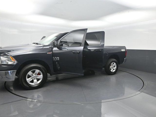 2021 Ram 1500 Classic SLT 4x4 Crew Cab 5'7" Box - 23071738 - 32