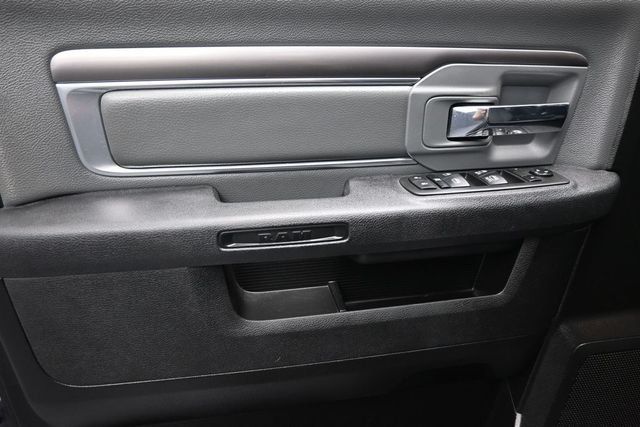 2021 Ram 1500 Classic SLT 4x4 Crew Cab 5'7" Box - 23071738 - 7